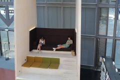 Ensemble ailleurs ©Raymond Roux